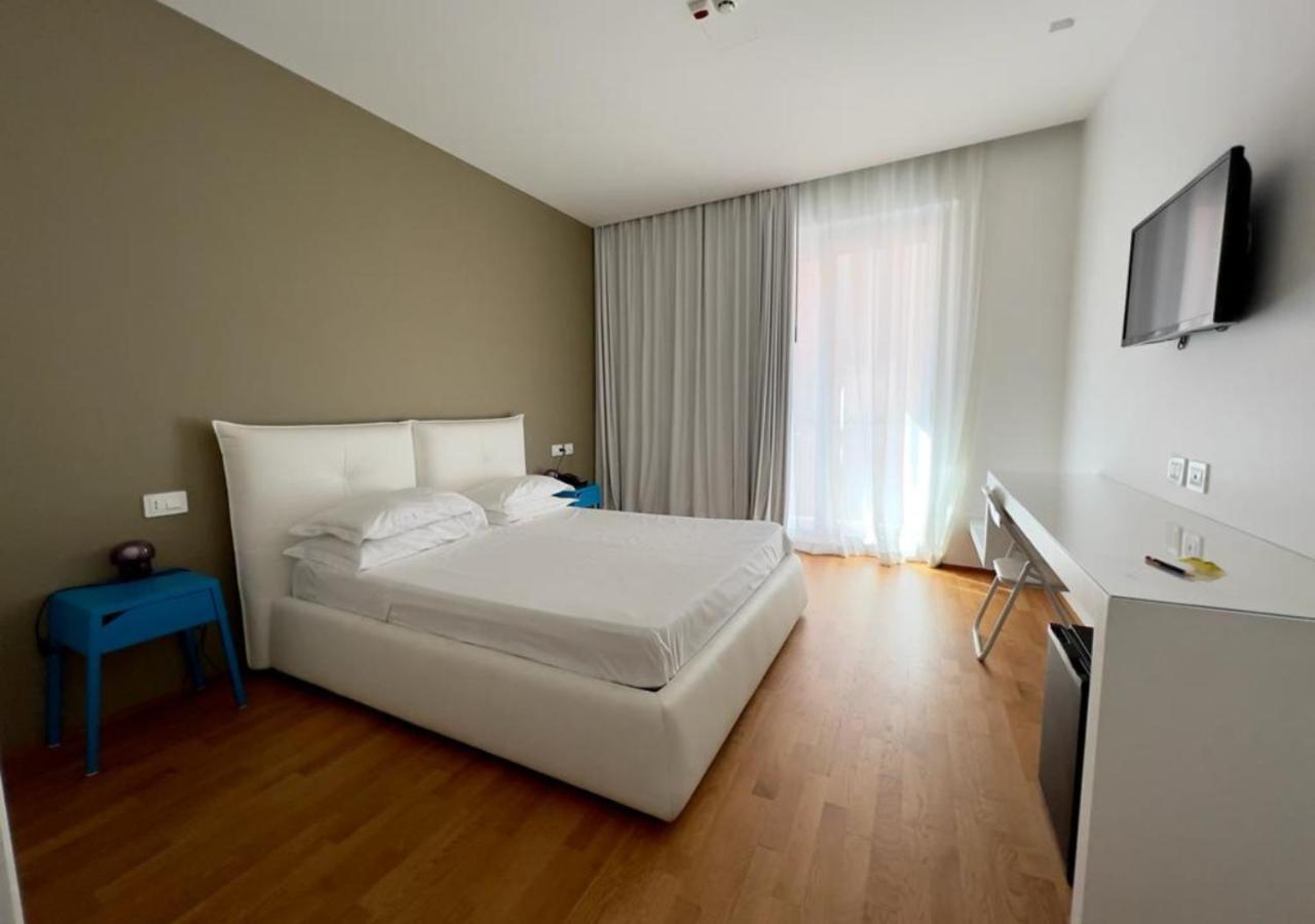 Copacabana Hotel Design Margherita Di Savoia Dış mekan fotoğraf